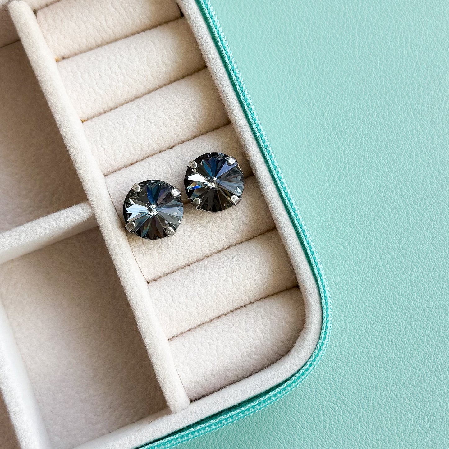 Silver Night Rivoli Stud Set