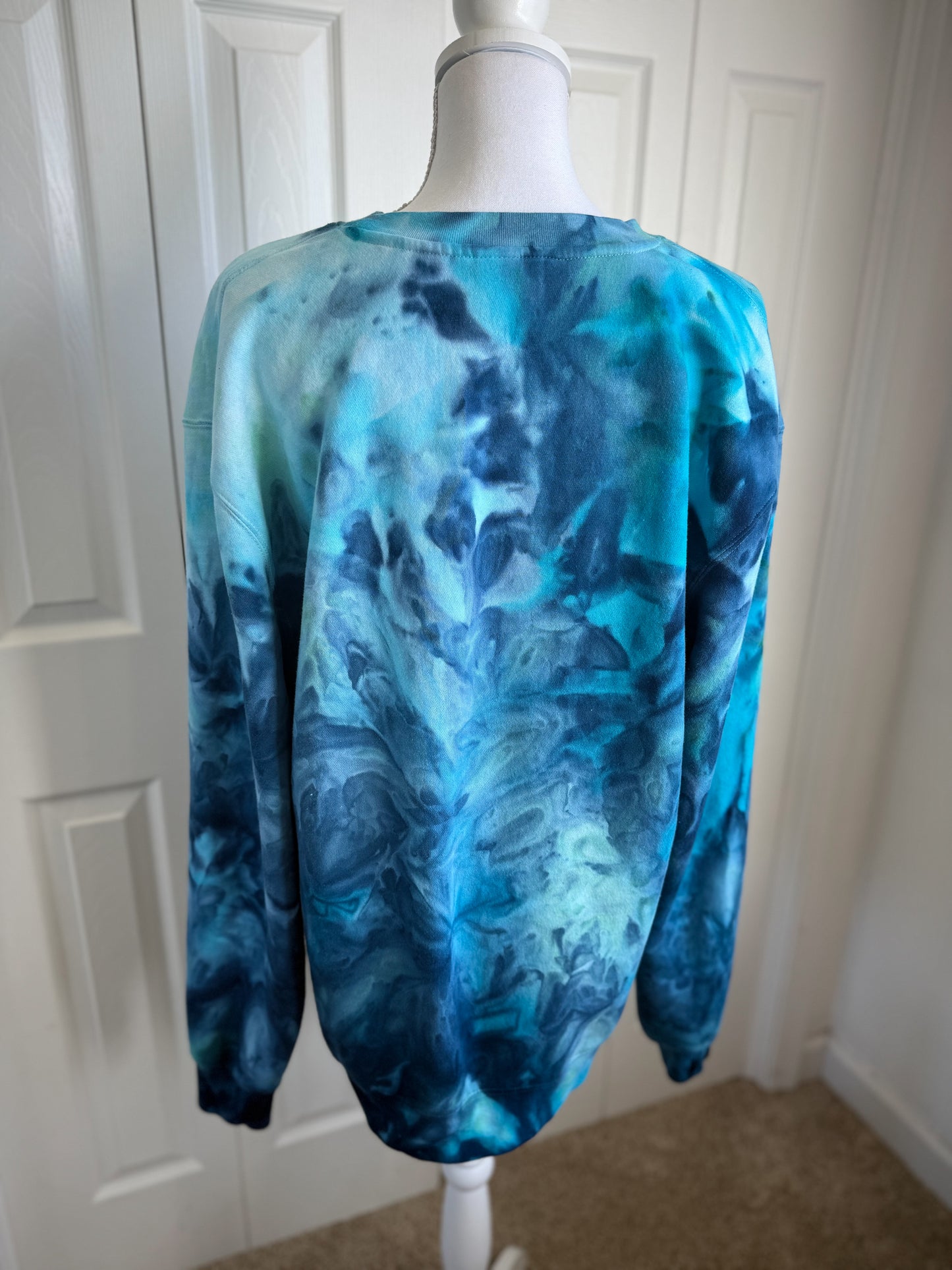 Blue Wave Crewneck (Oversized fit size Large)