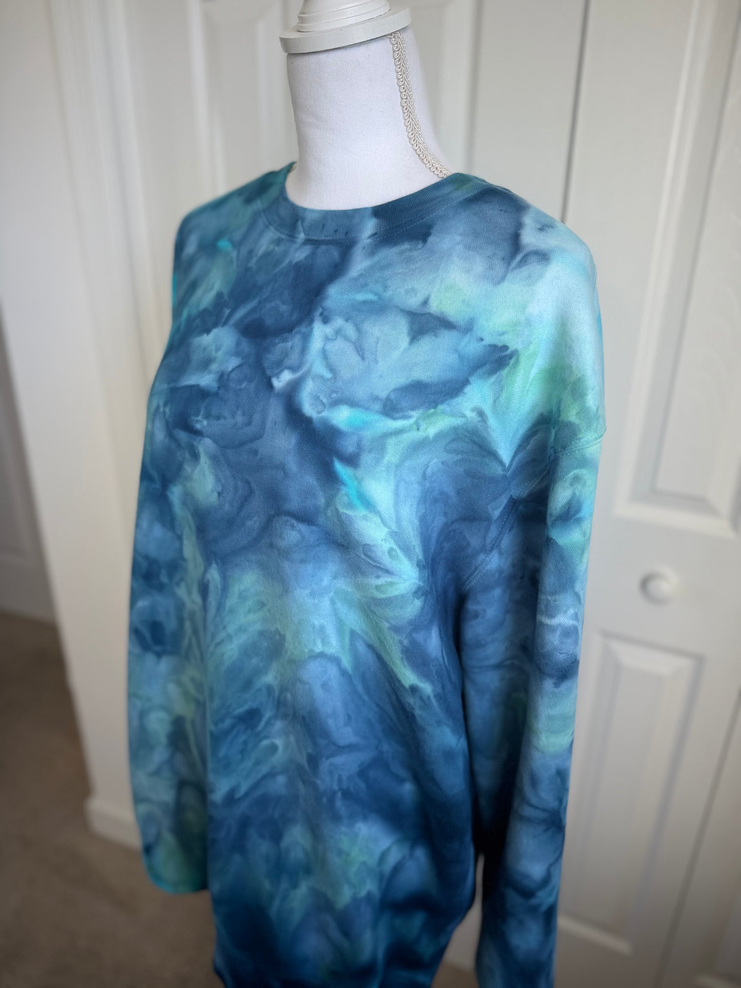 Blue Wave Crewneck (Oversized fit size Large)