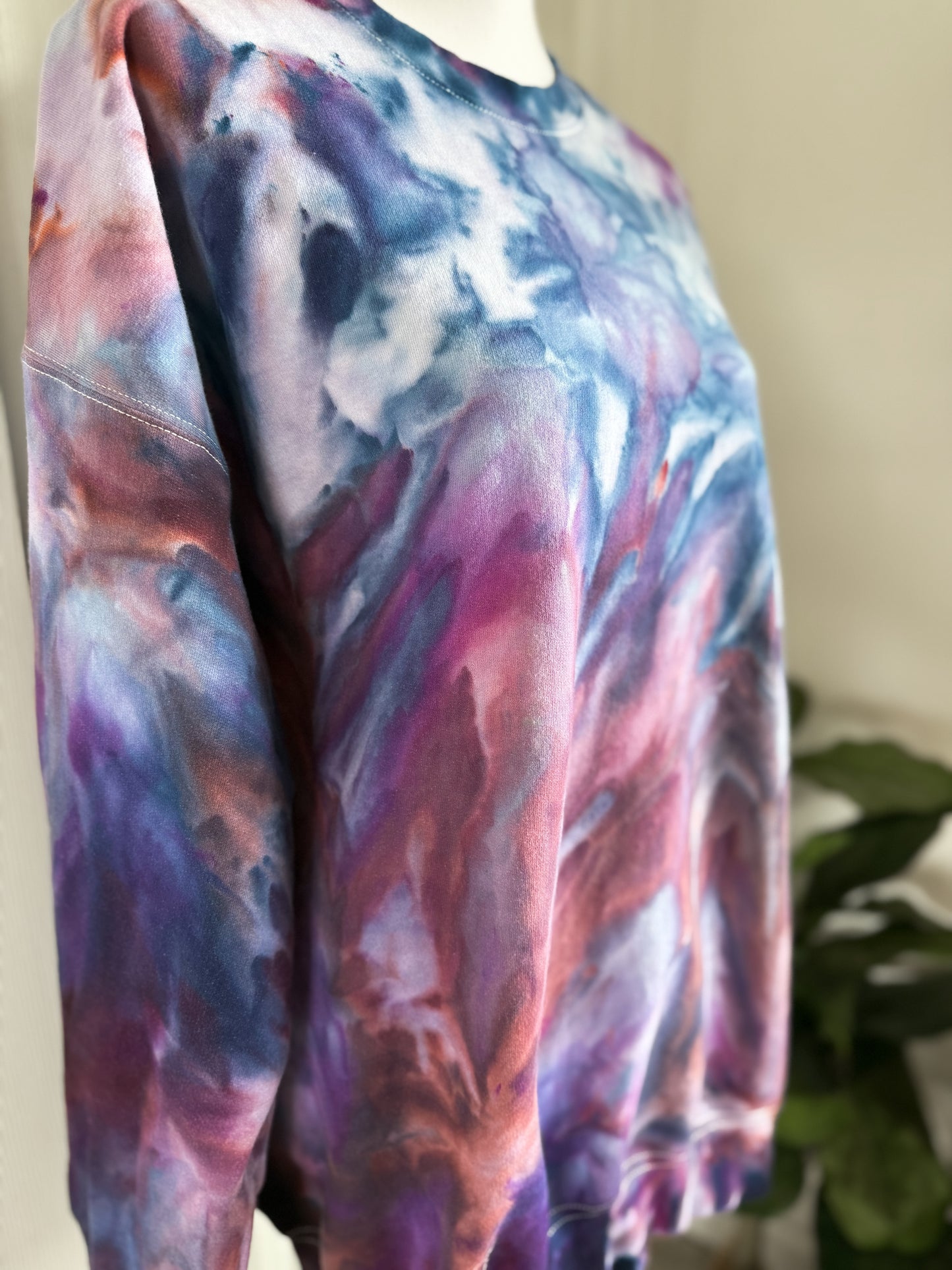 Extra Large Crewneck