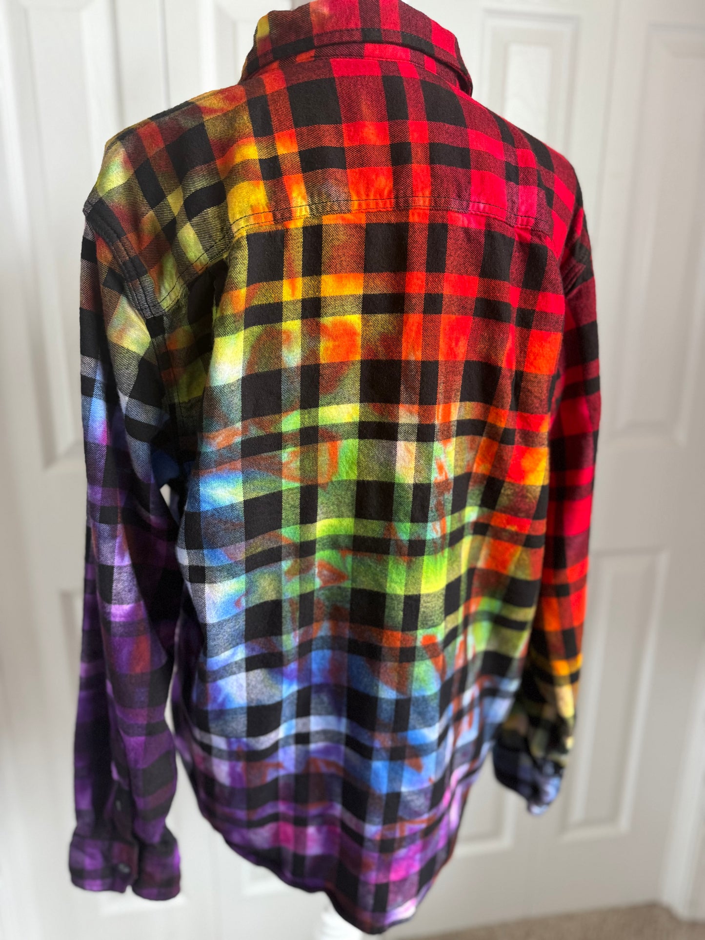 Men's fit Ice Dyed Flannel Size Large