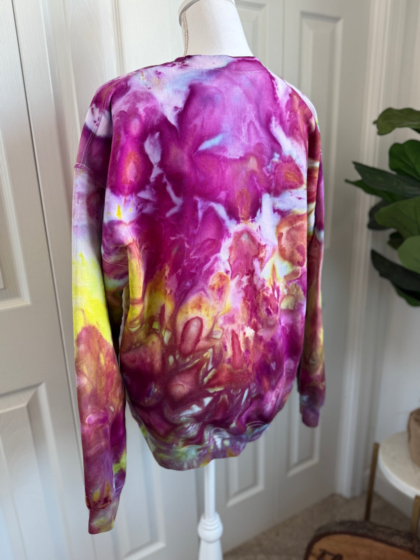 Size Large Ice Dye Crewneck