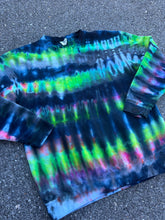 Load image into Gallery viewer, Neon Navy&#39;s Striped Crew size MEDIUM