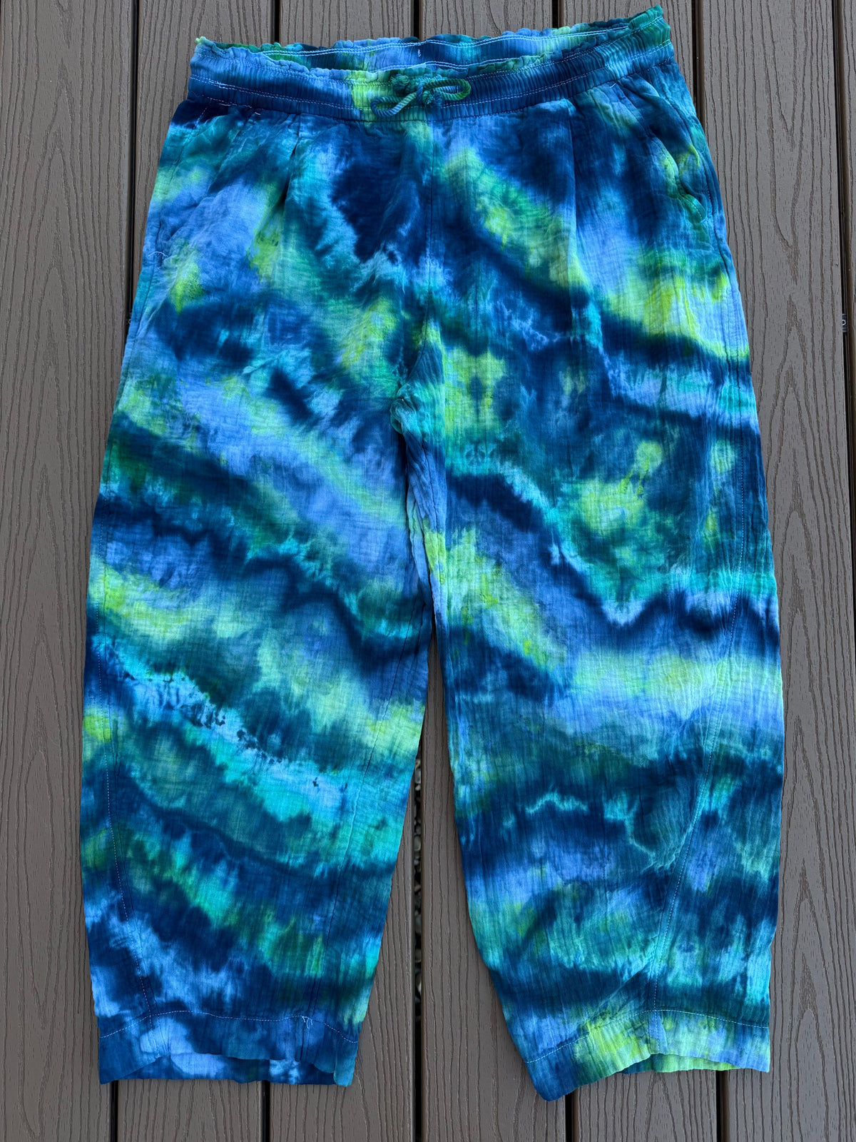 Ocean Geode Gauze Ankle Pants – Size XL