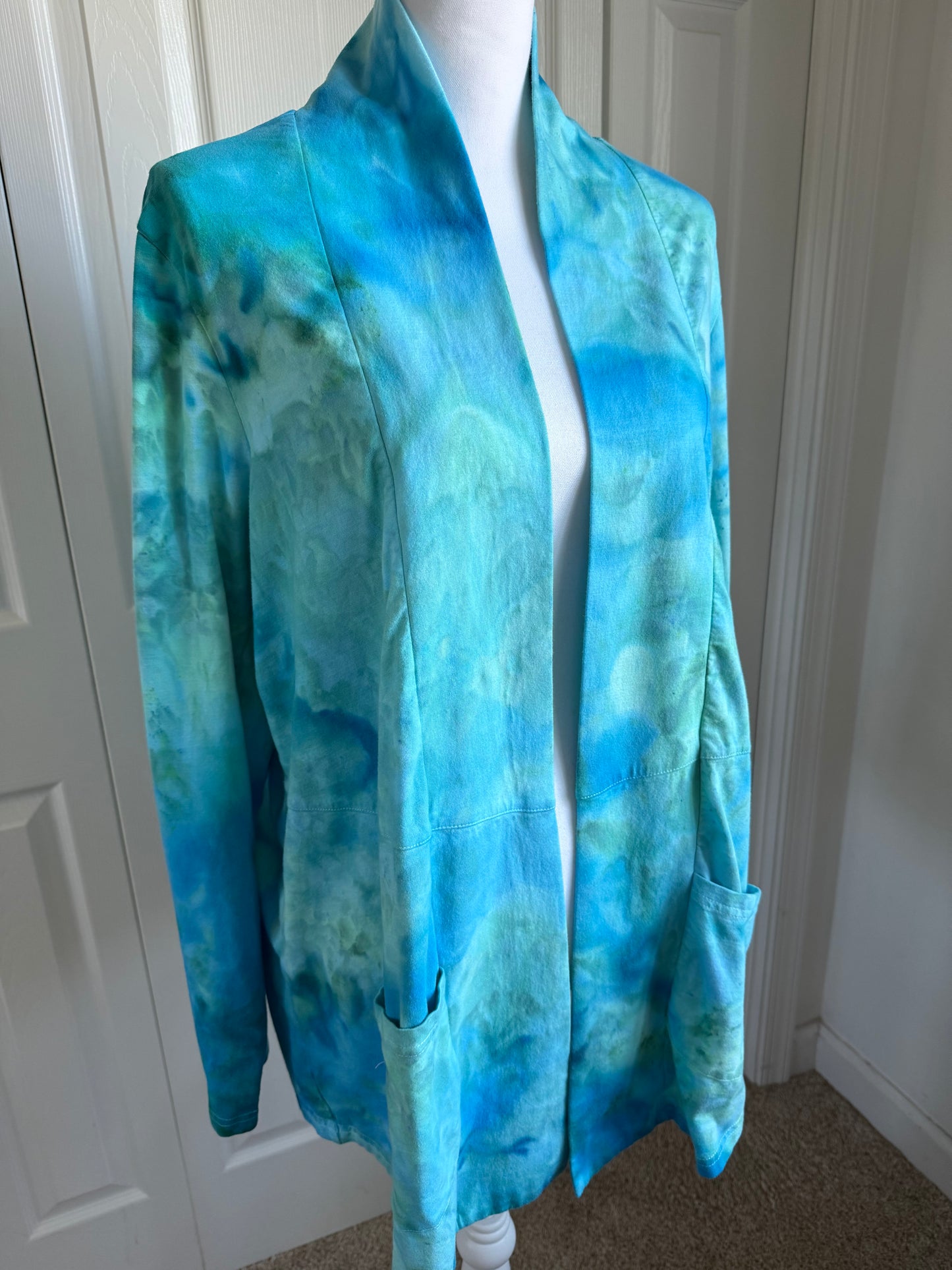 Caribbean Blue Ice Dye Stretch Cardigan Size XL