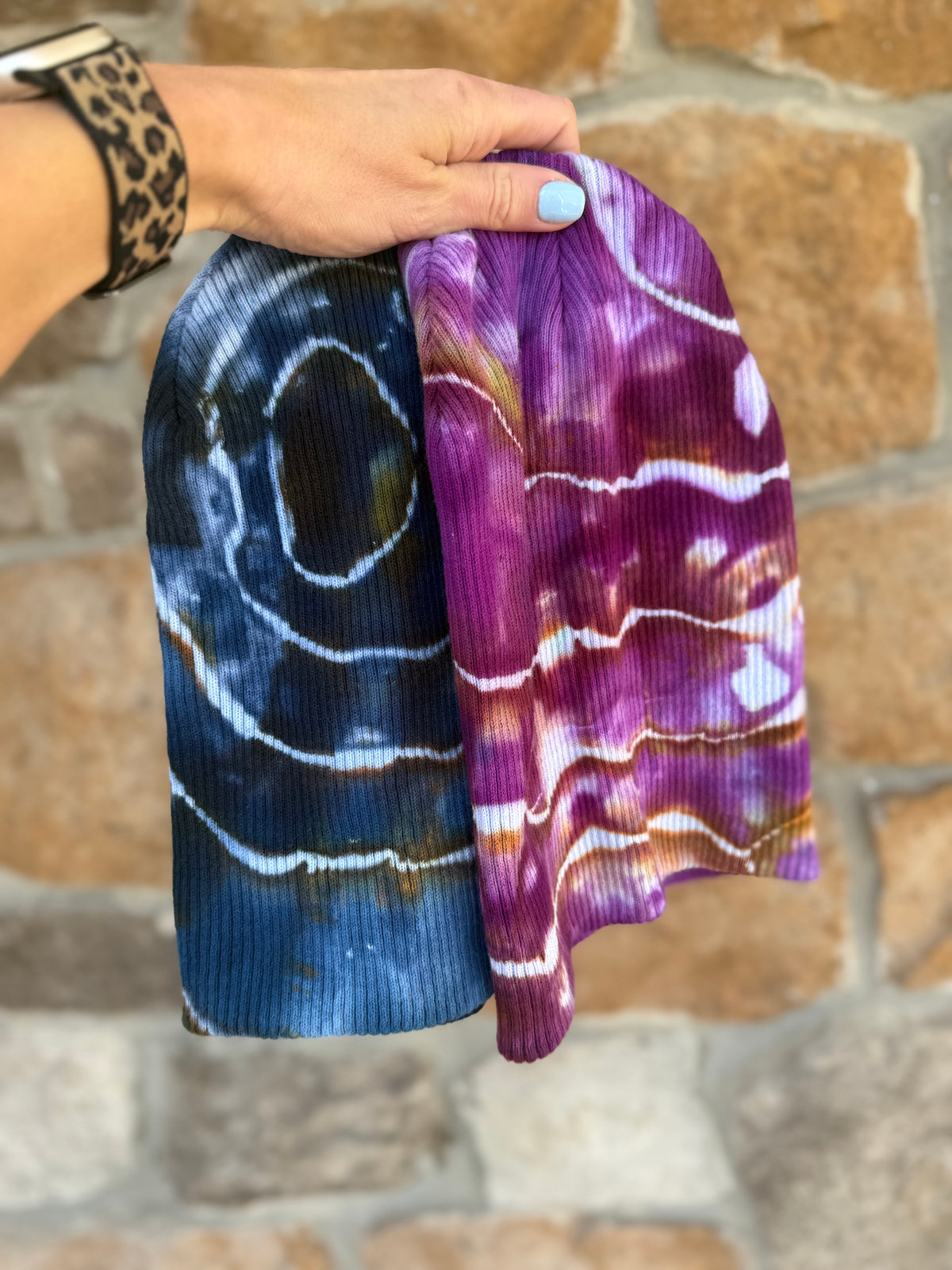 Grape/Bronze Geode Hand-Dyed Ribbed Beanie