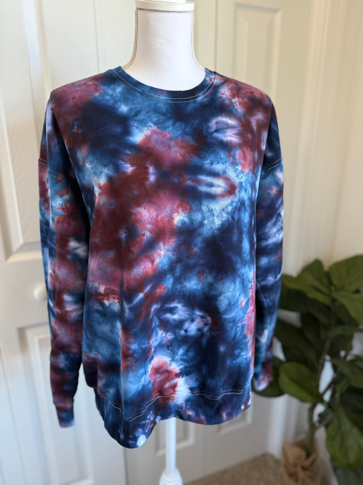 Rose & Navy Ice Dye — Floorboard Findings Boutique
