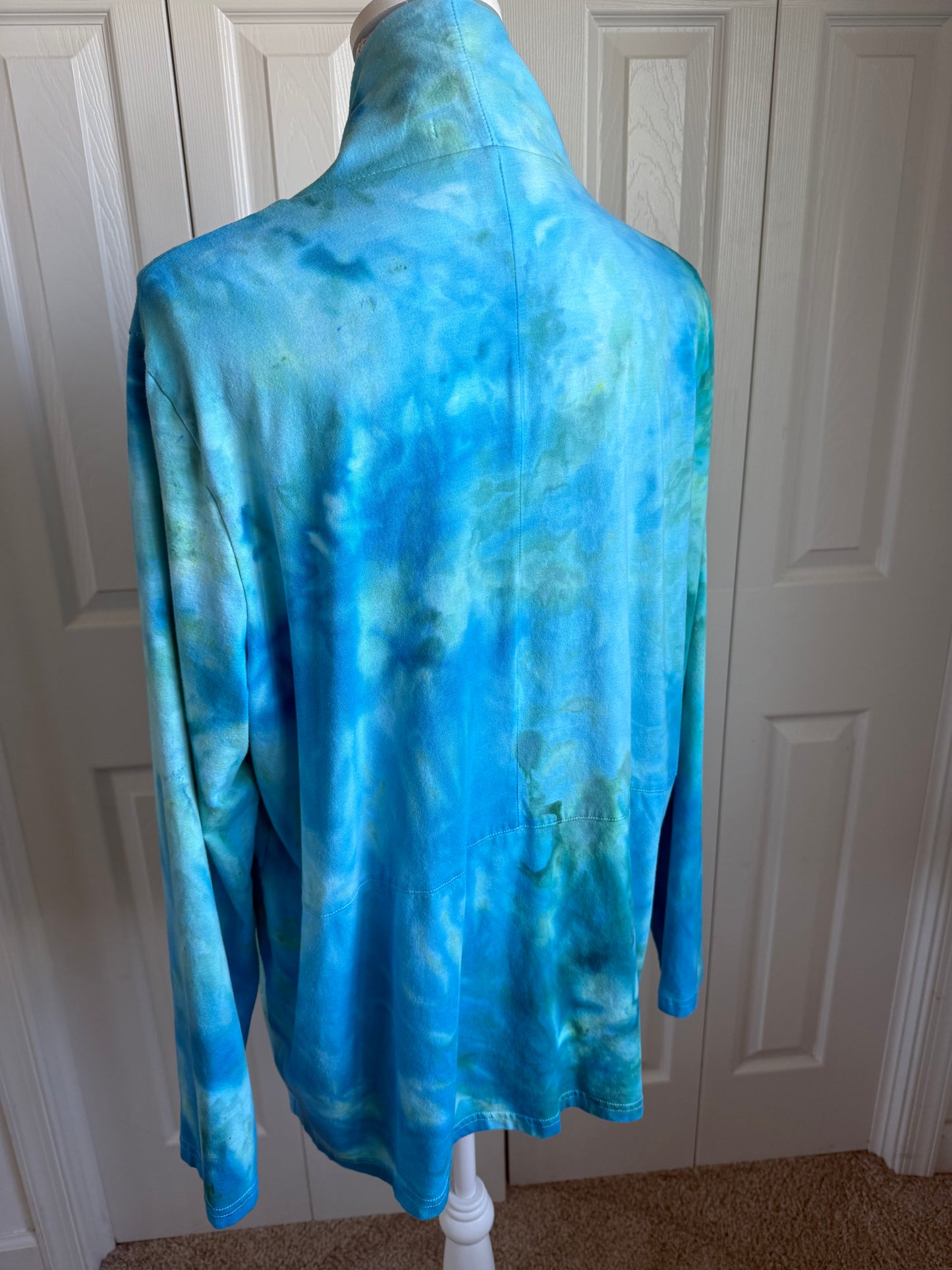 Caribbean Blue Ice Dye Stretch Cardigan Size XL